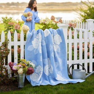 Hydrangeas Bluebell Blanket