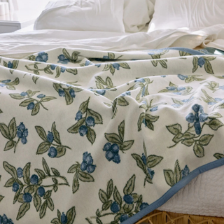 Blueberries Blanket