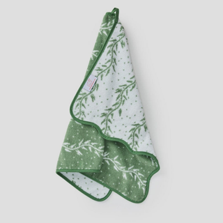 Patterned Scallop Bath Towel